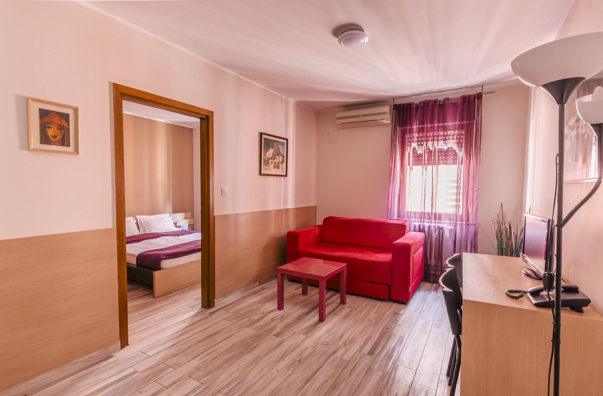 Veliki Garni Hotel Новий Сад Екстер'єр фото
